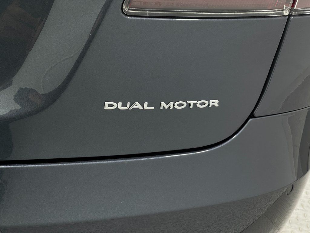 Vehicle image 37 of 37