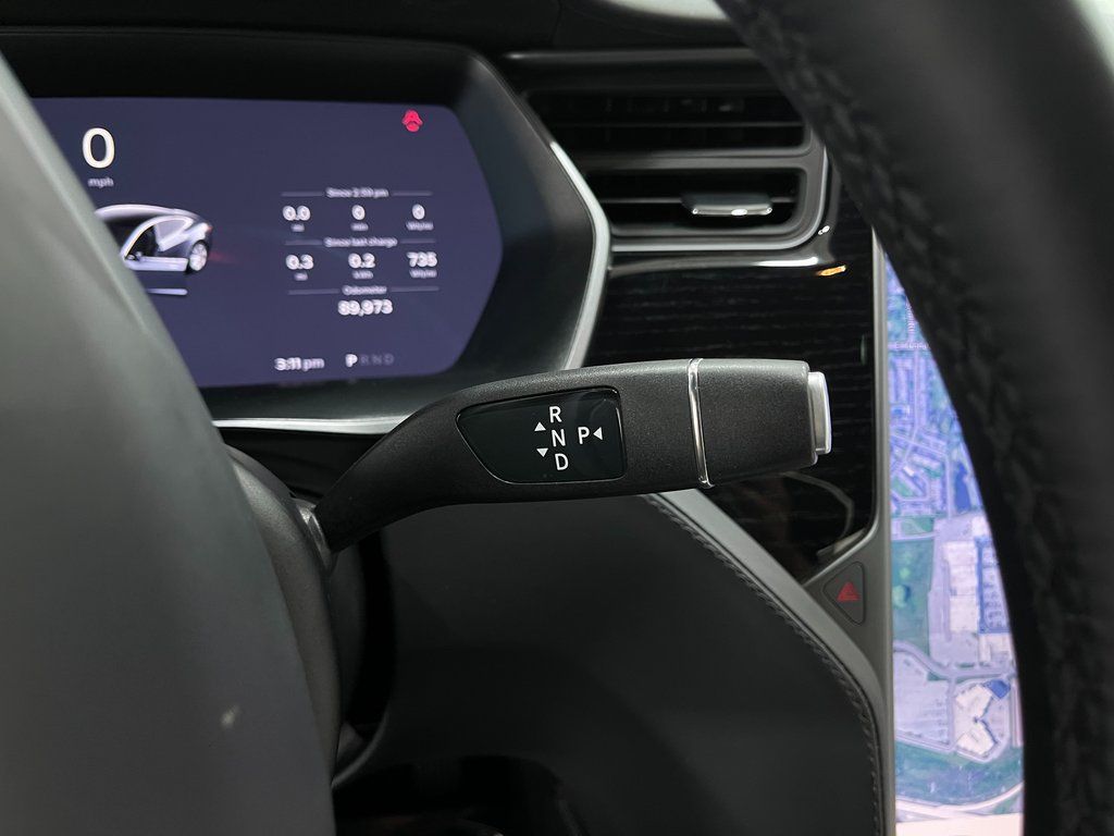 Vehicle image 27 of 37