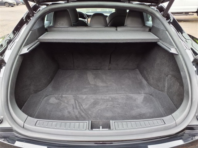 Vehicle image 7 of 21