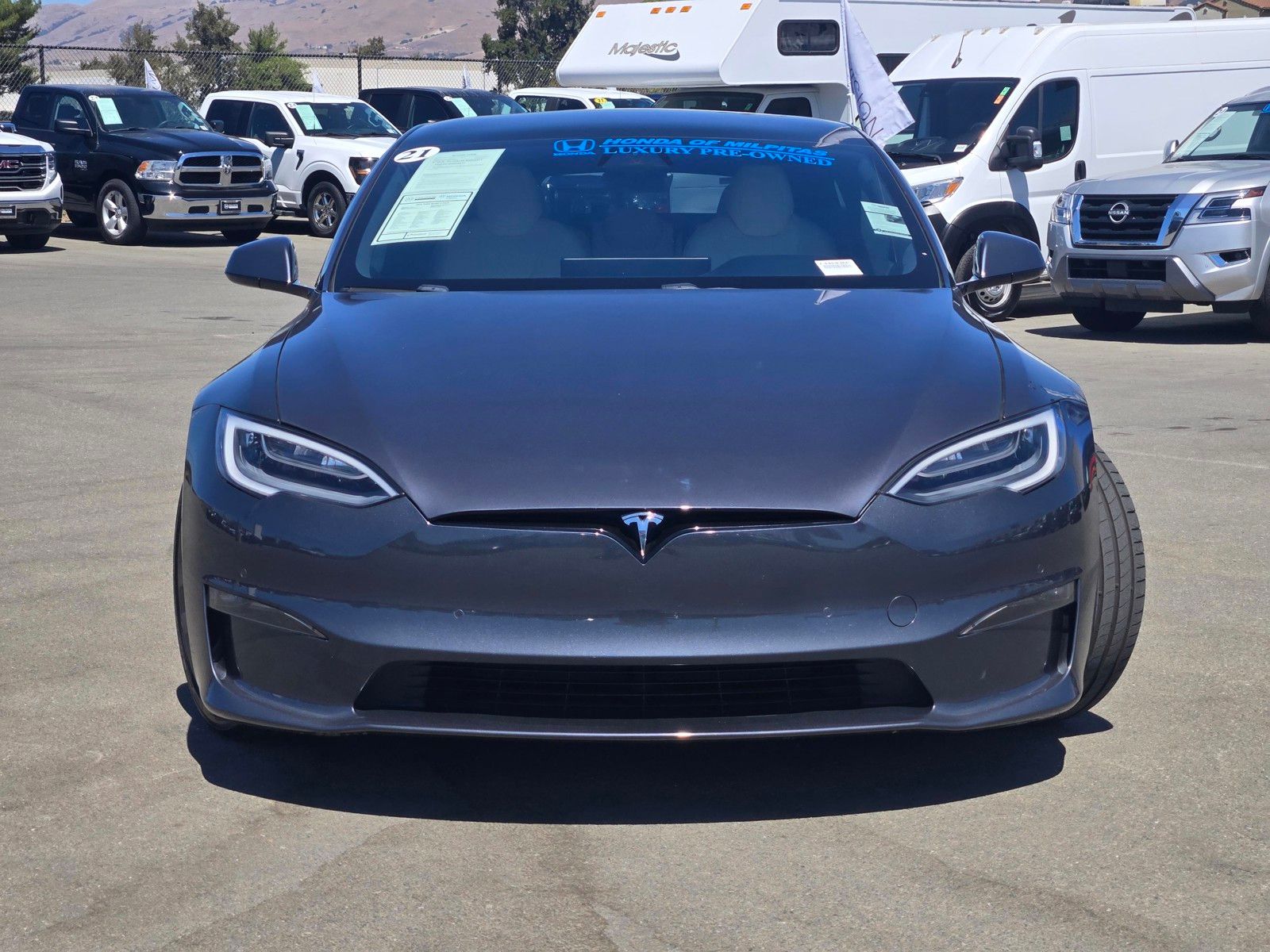 2021 Tesla Model S Plaid Image 3 of 27