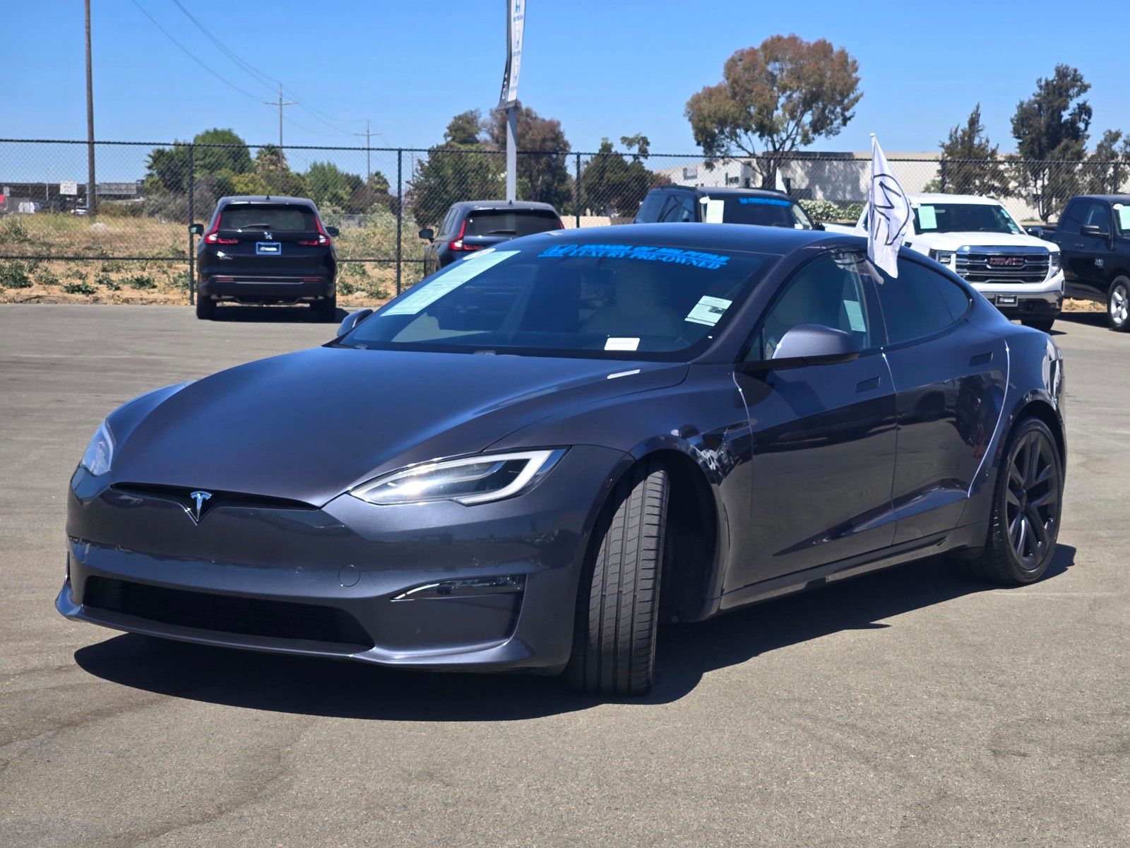 2021 Tesla Model S Plaid Image 2 of 27