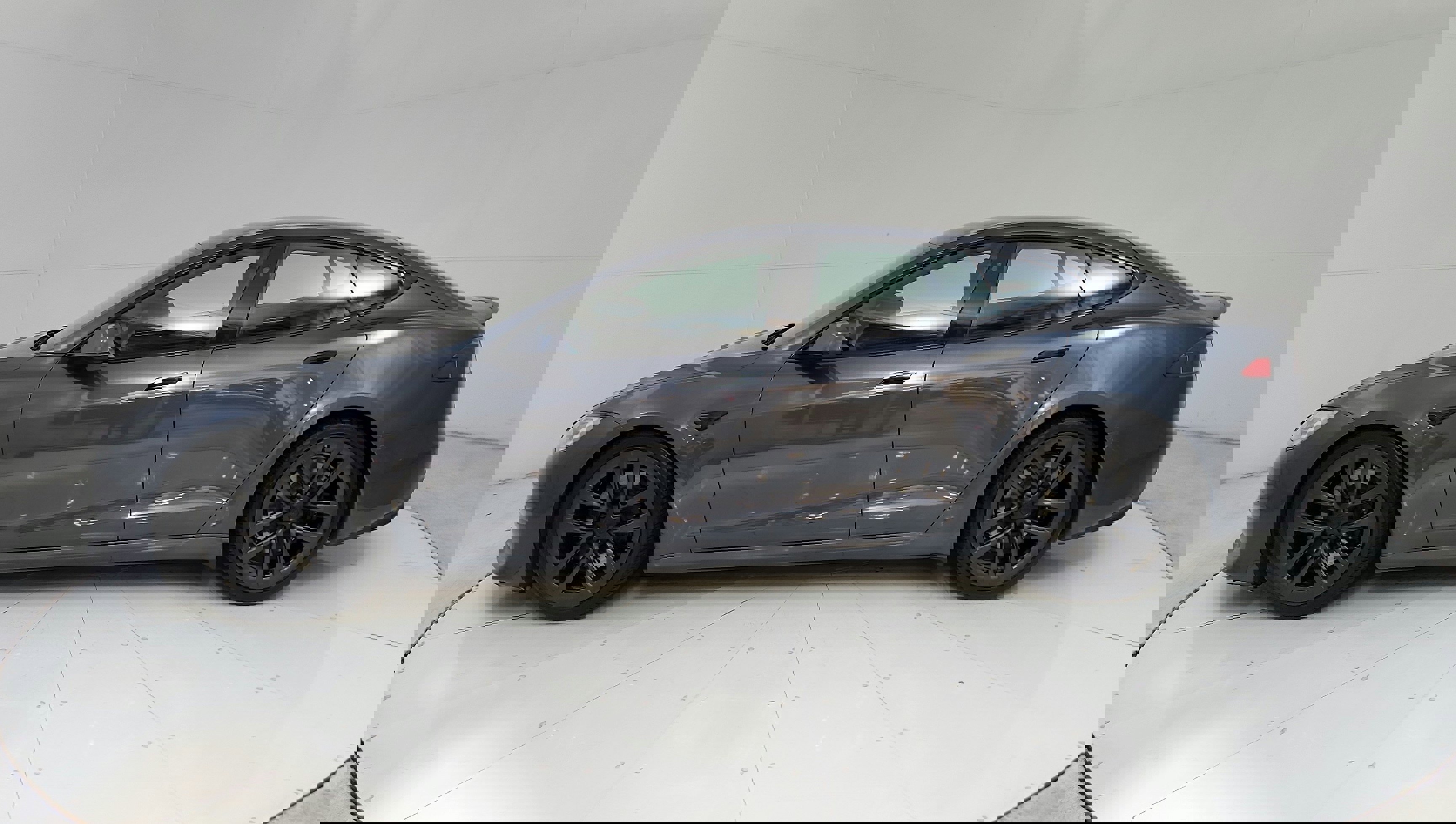 Vehicle image 12 of 34