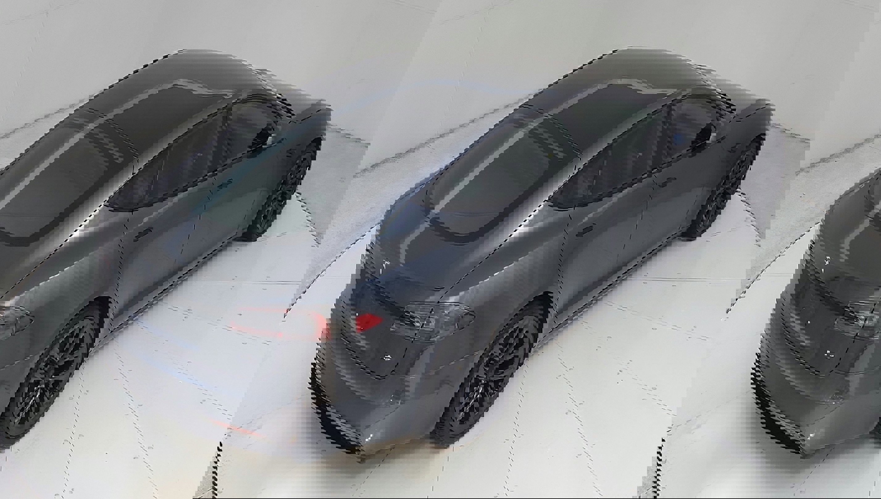 Vehicle image 8 of 34