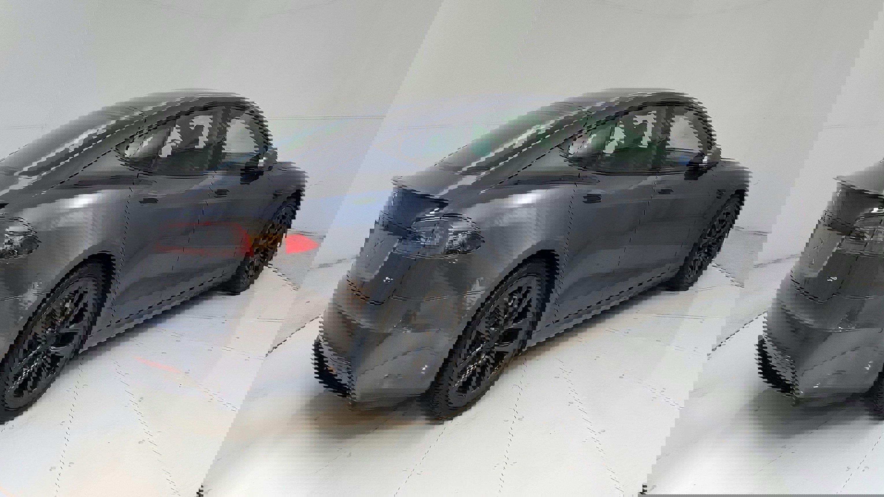 Vehicle image 7 of 34