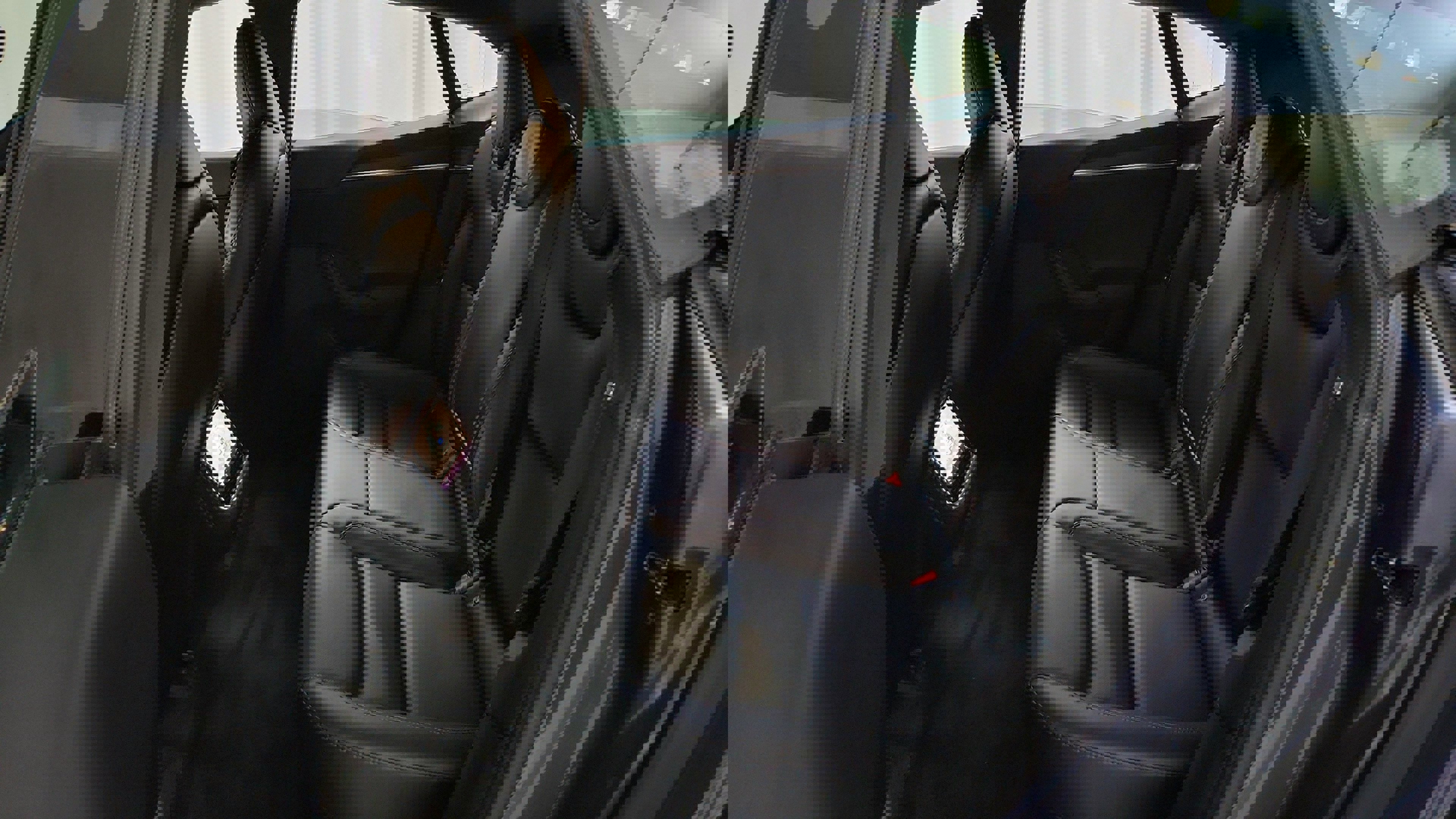 Vehicle image 15 of 34