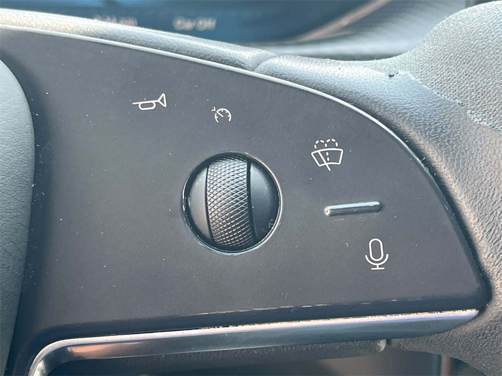 Vehicle image 34 of 35