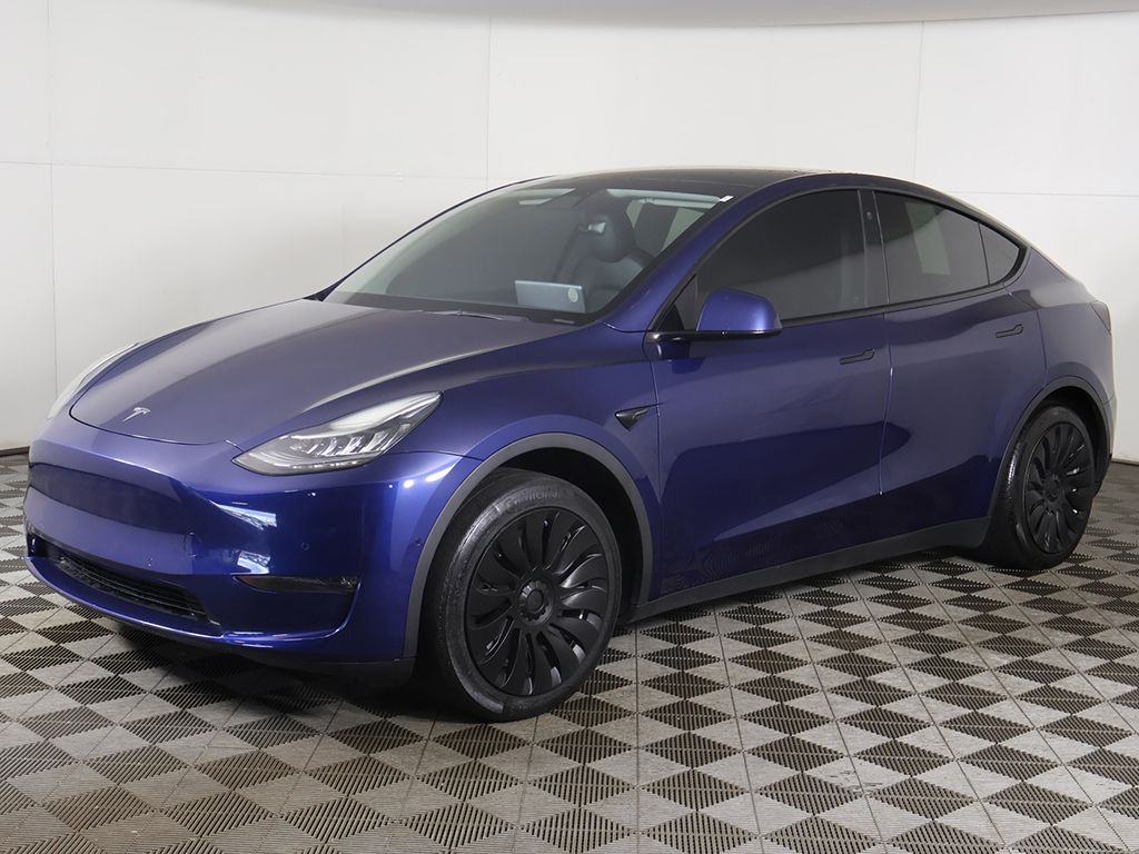 2021 Tesla Model Y Long Range Image 1 of 52