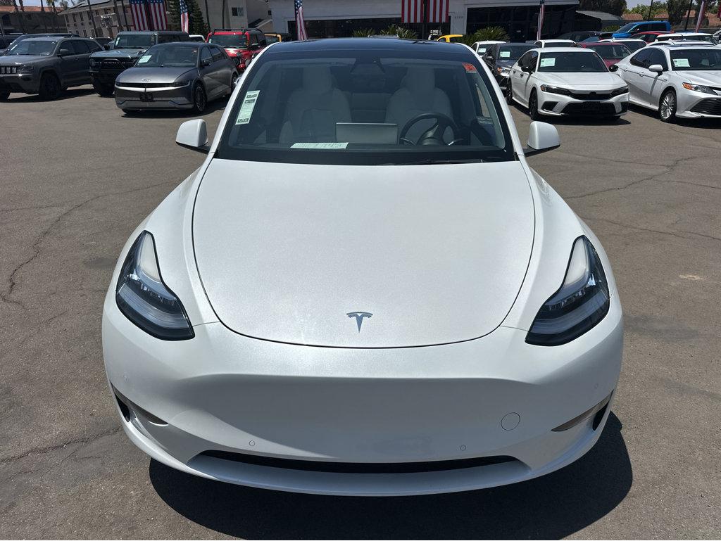 Vehicle image 2 of 42
