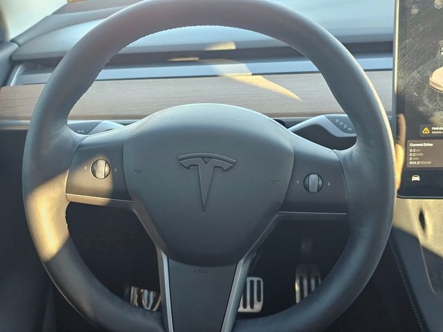 2021 Tesla Model Y Long Range Image 22 of 38