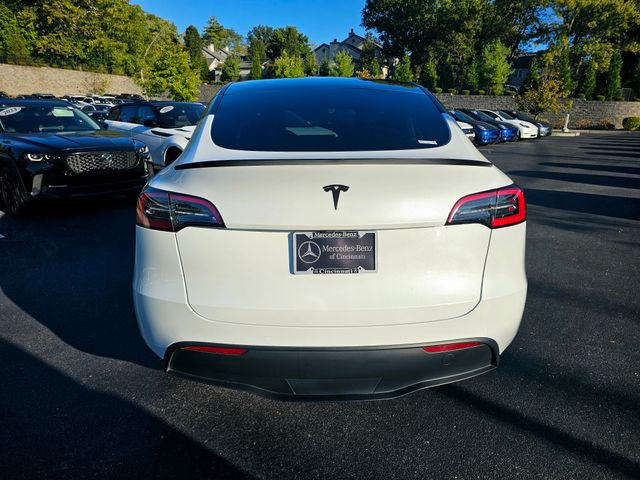2021 Tesla Model Y Long Range Image 33 of 38