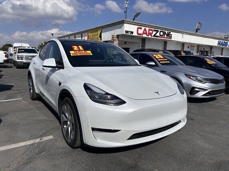 Vehicle image 12 of 100