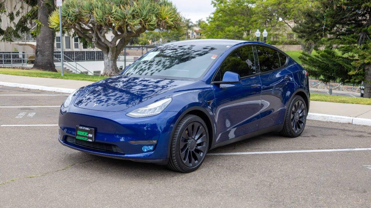 Vehicle image 1 of 28