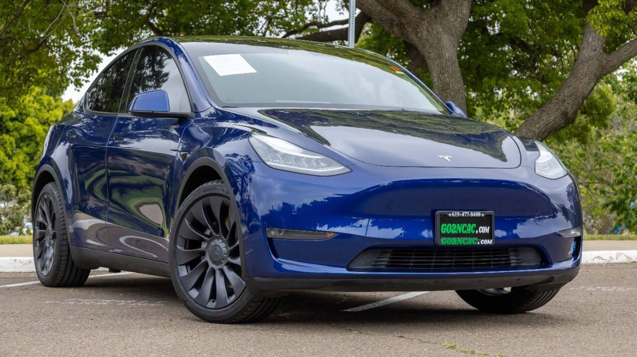 Vehicle image 5 of 28