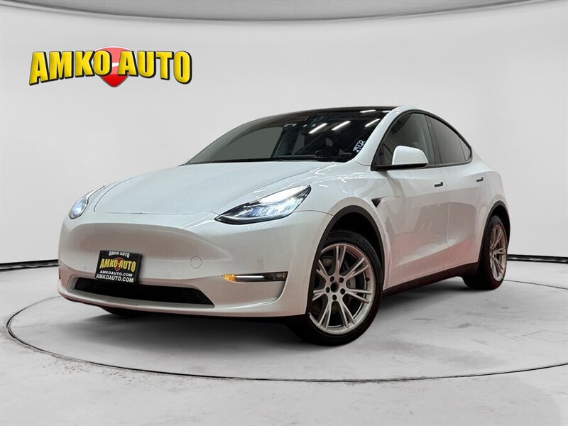 2021 Tesla Model Y Standard Range Image 1 of 45