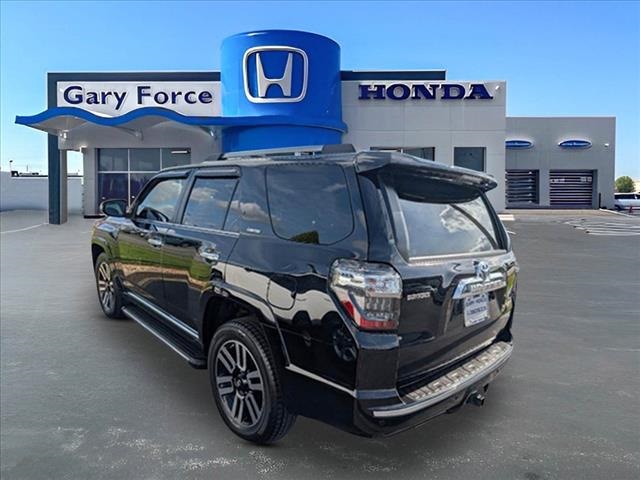Vehicle image 5 of 23