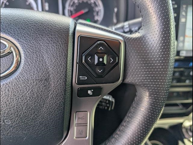 Vehicle image 10 of 23