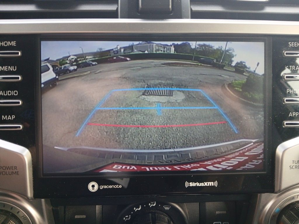 Vehicle image 19 of 28