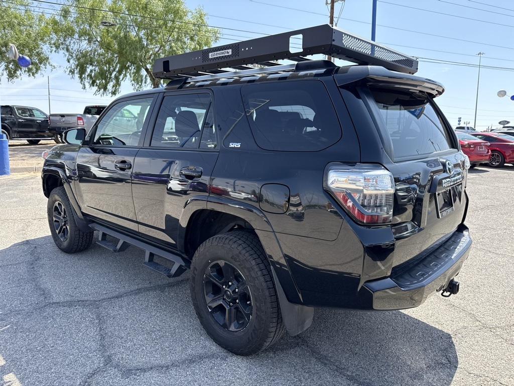 Vehicle image 6 of 31