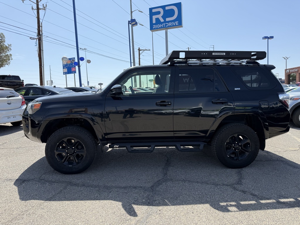 Vehicle image 7 of 31
