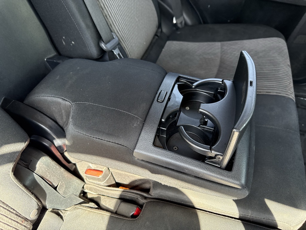 Vehicle image 24 of 31