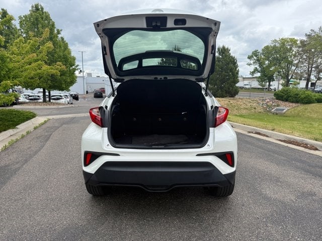 Vehicle image 14 of 31