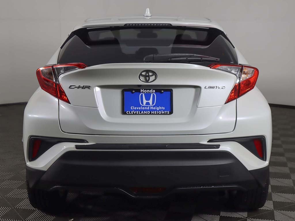 Vehicle image 8 of 49