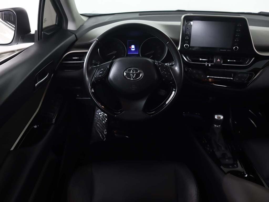 Vehicle image 34 of 49