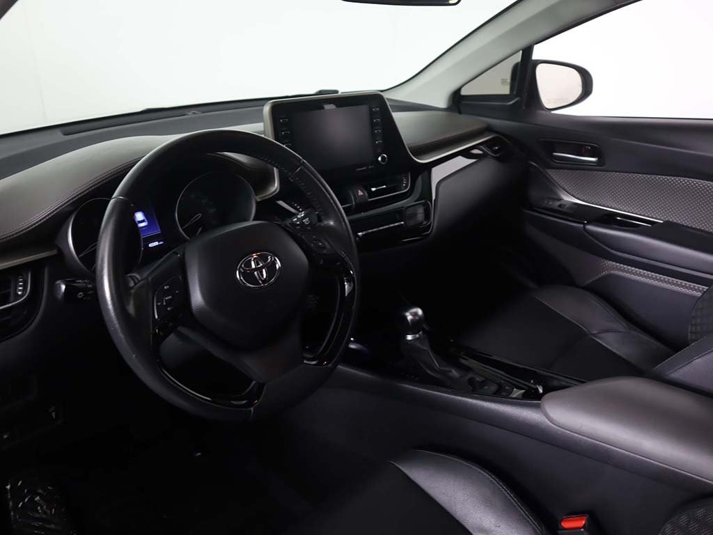 Vehicle image 26 of 49