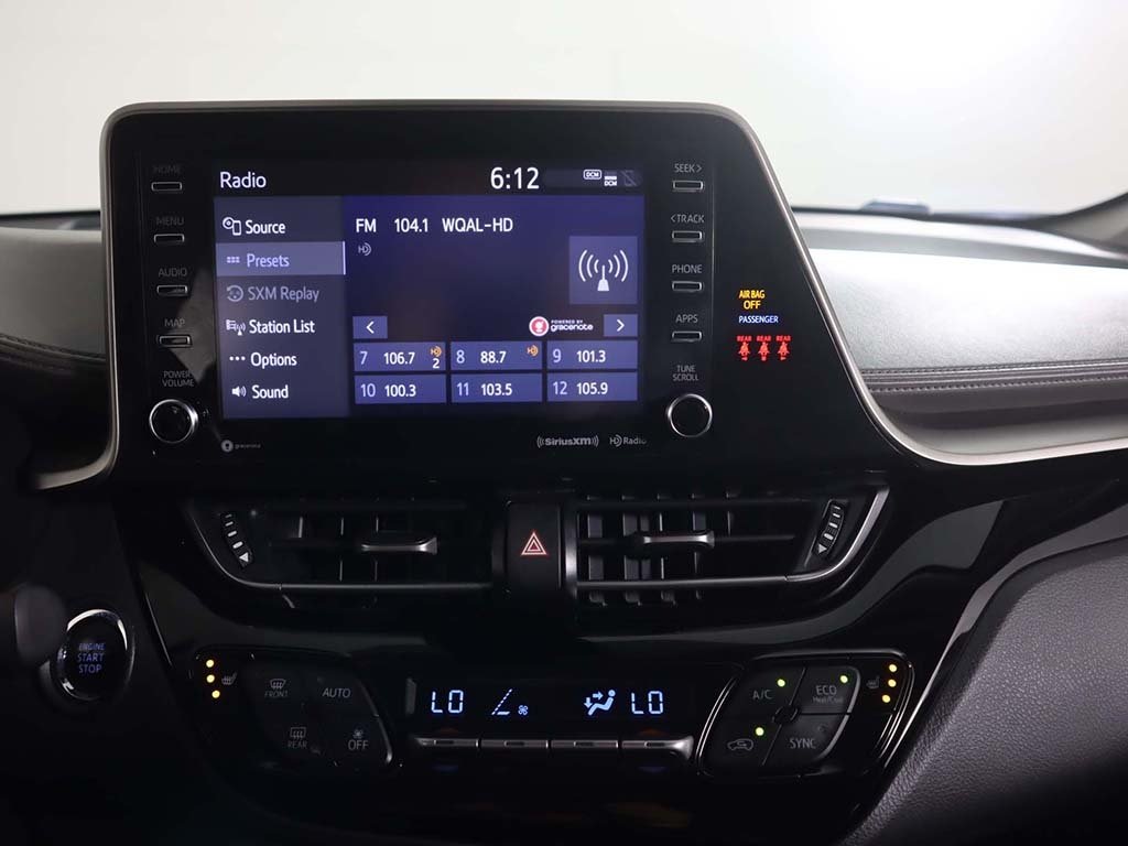 Vehicle image 44 of 49