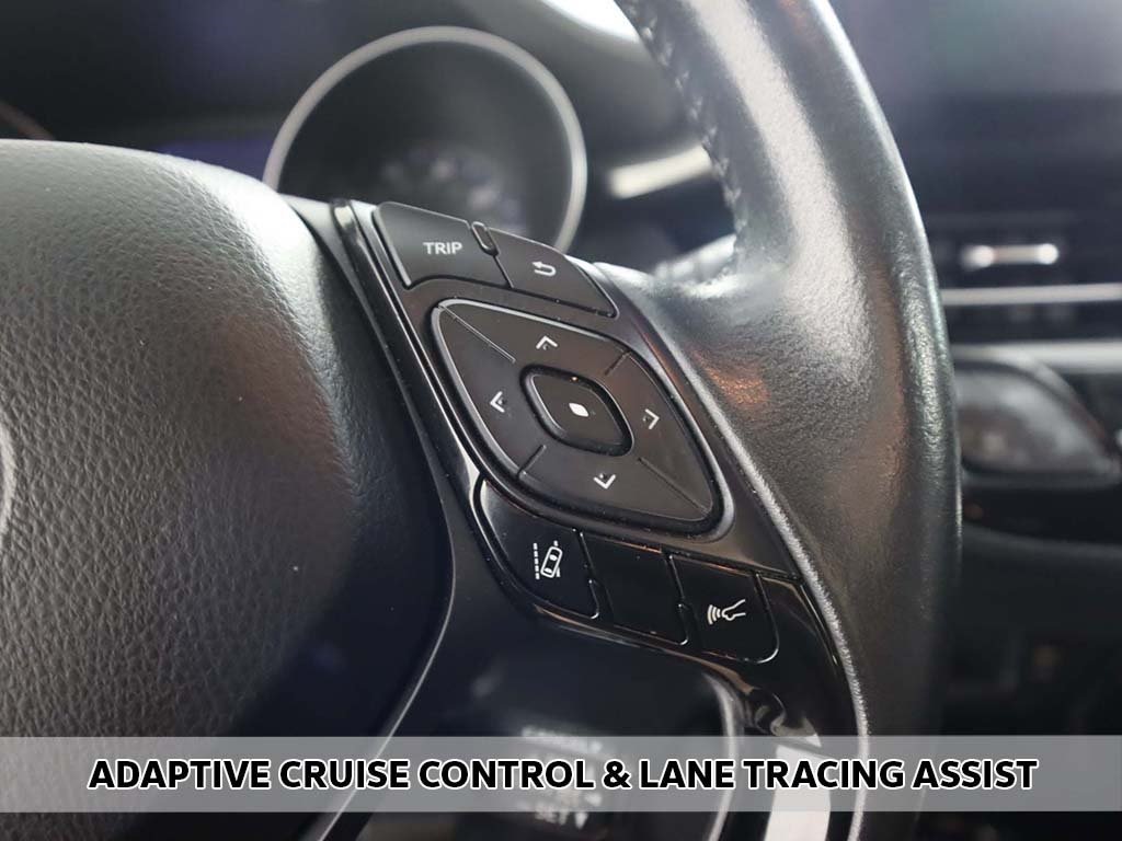 Vehicle image 11 of 49