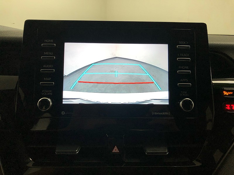 Vehicle image 11 of 28