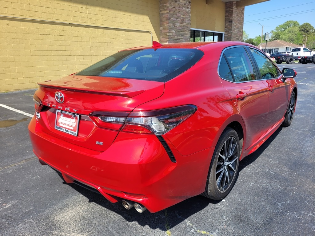 Vehicle image 3 of 19