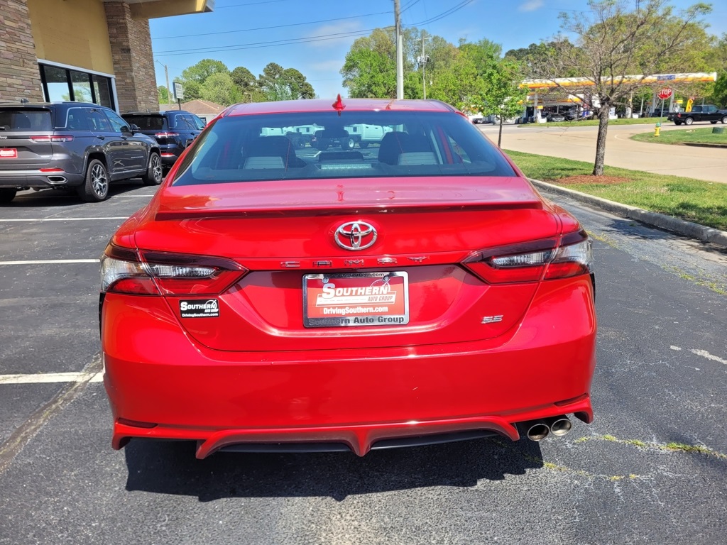 Vehicle image 5 of 19