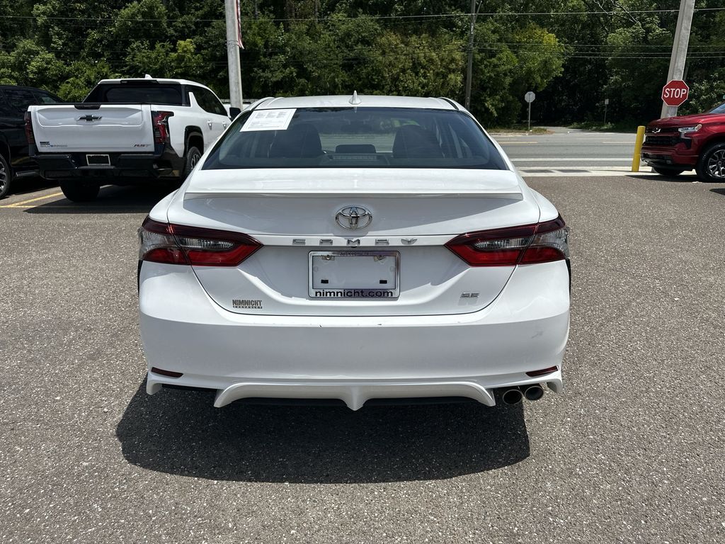 Vehicle image 5 of 31