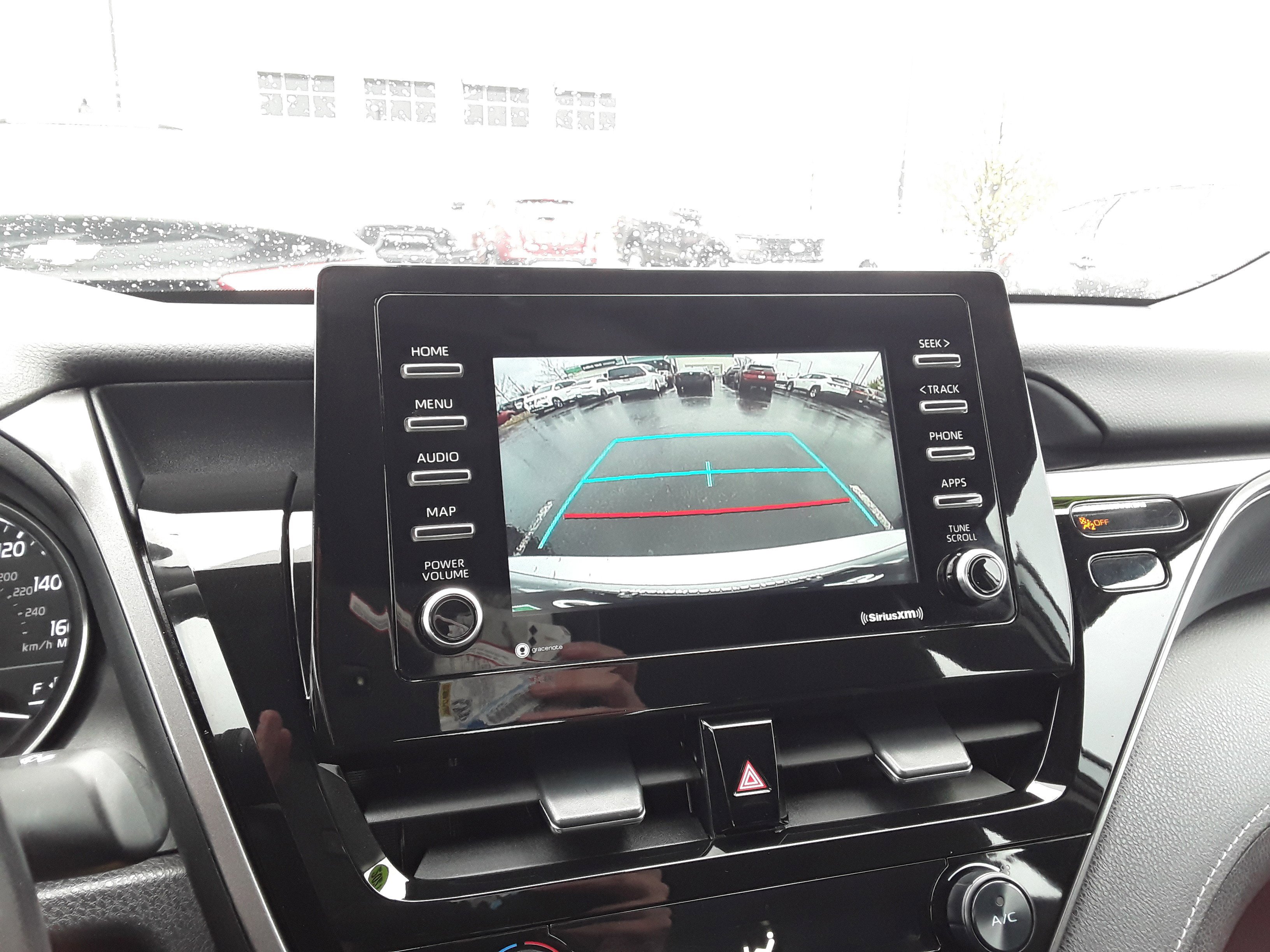 Vehicle image 23 of 29