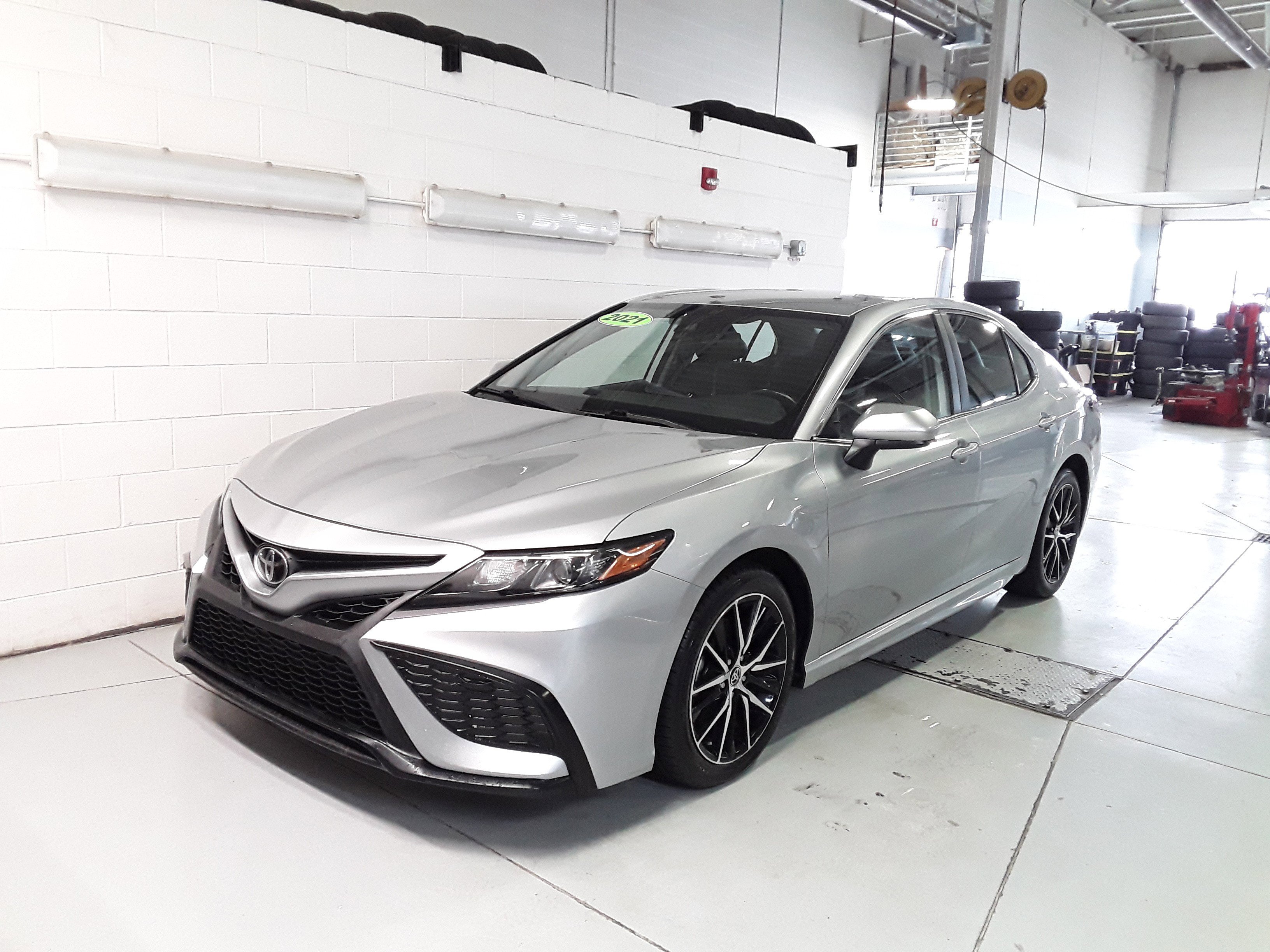 Vehicle image 1 of 29