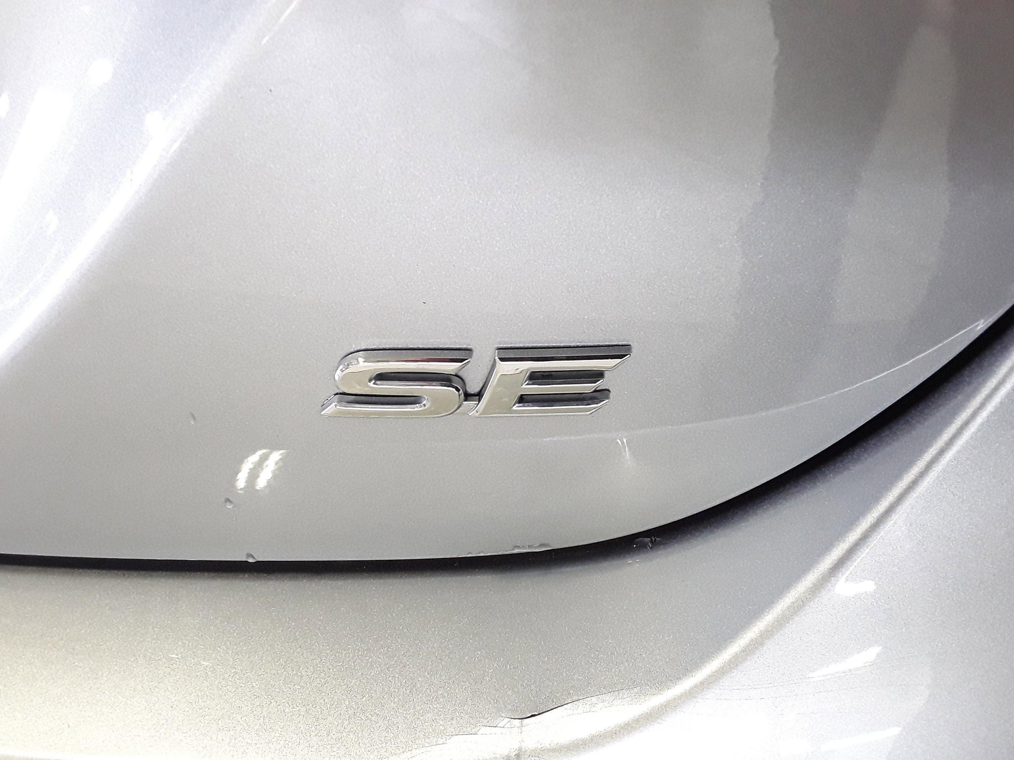 Vehicle image 7 of 29