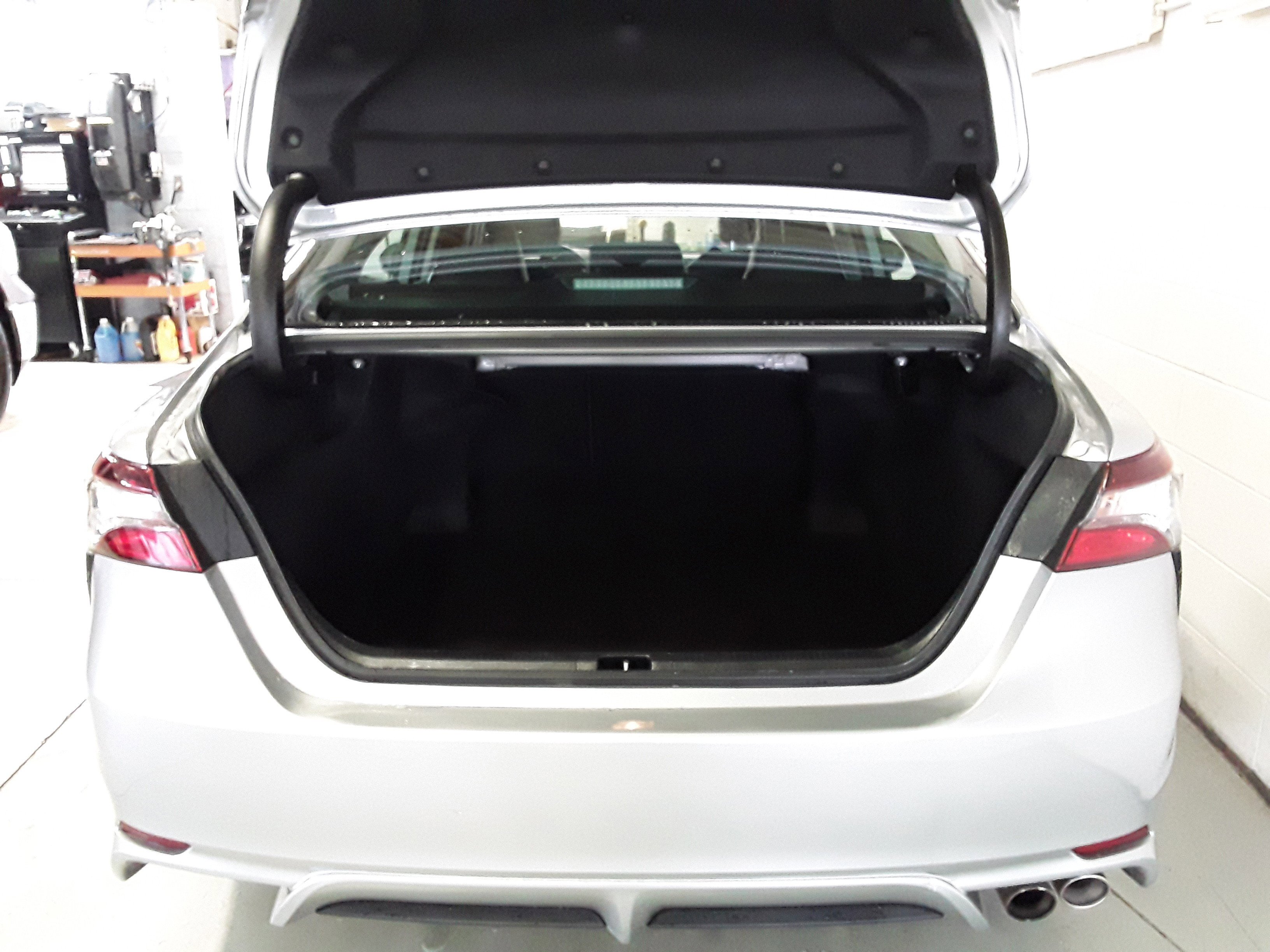 Vehicle image 6 of 29