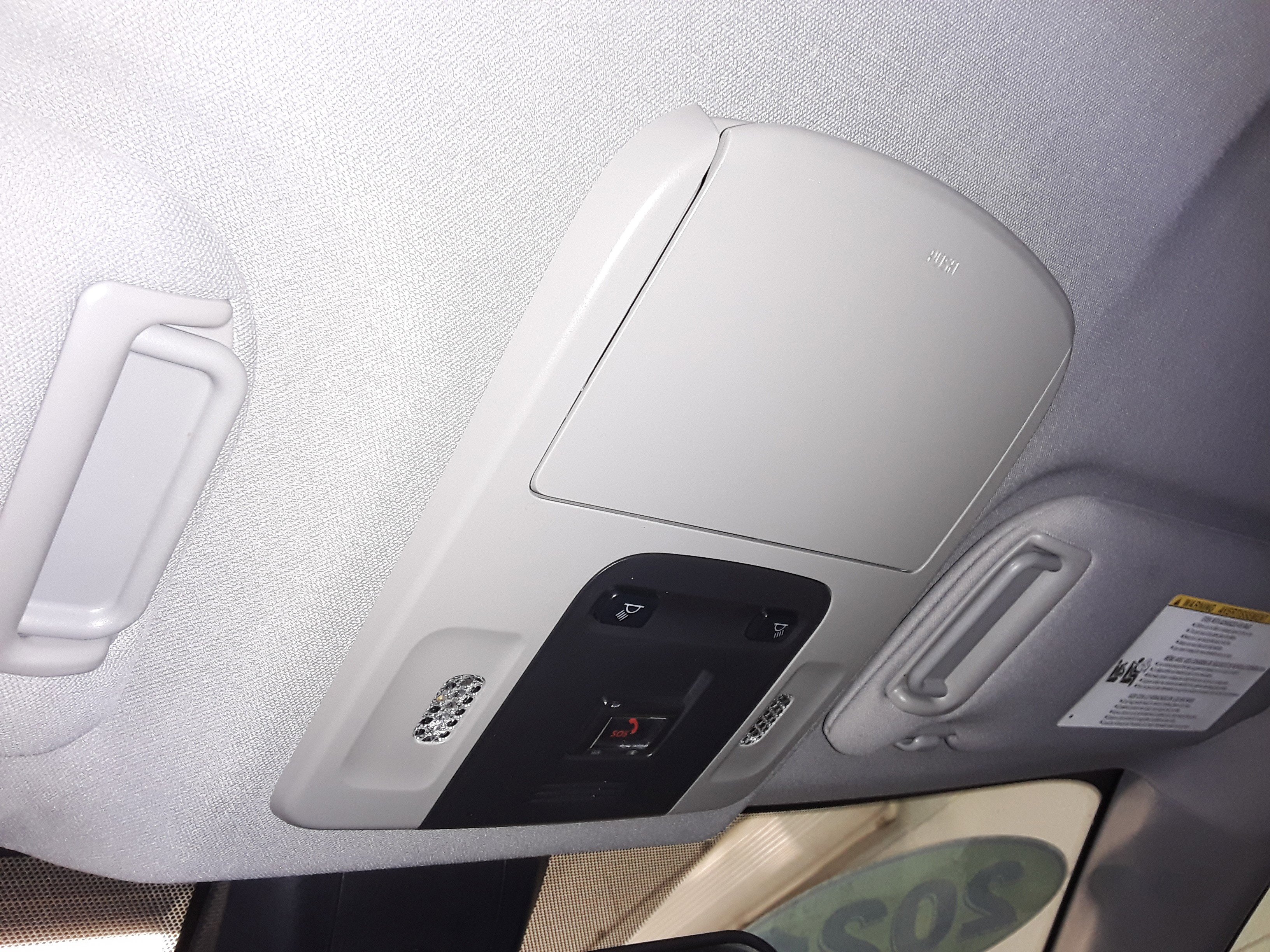 Vehicle image 18 of 29