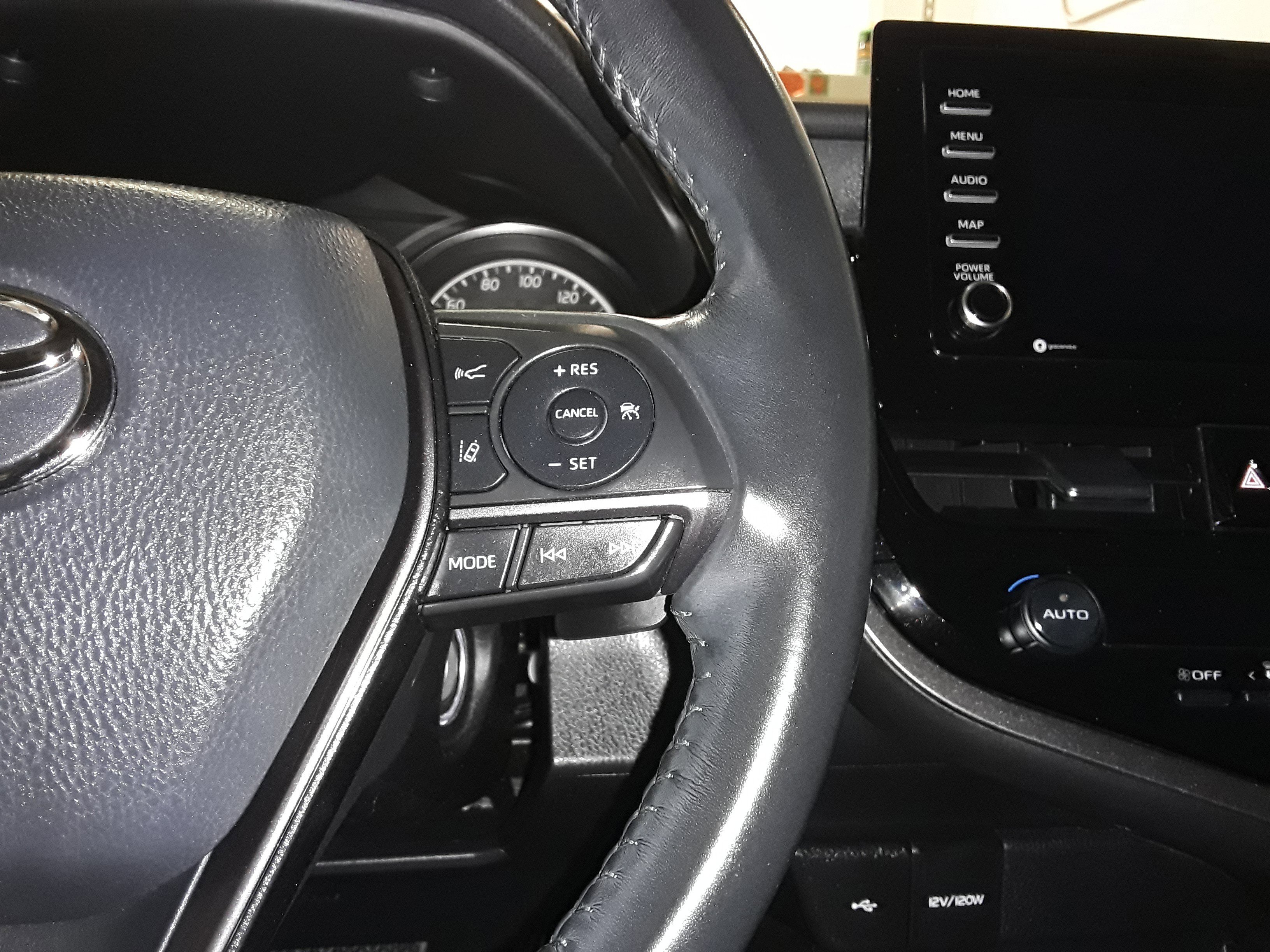 Vehicle image 14 of 29