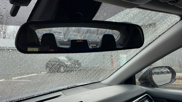 Vehicle image 15 of 34