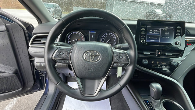 Vehicle image 20 of 34