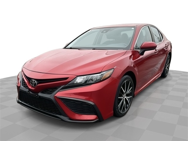 Vehicle image 4 of 32