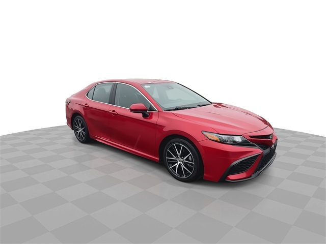 Vehicle image 6 of 32