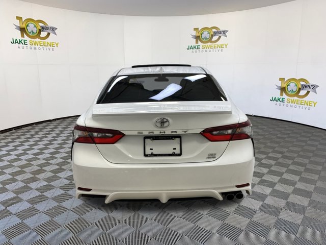 Vehicle image 6 of 37
