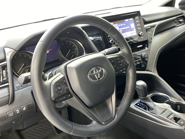 Vehicle image 23 of 37