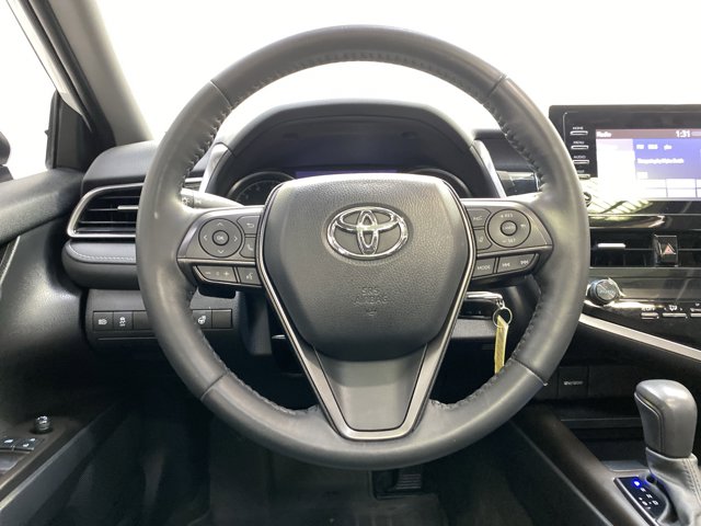 Vehicle image 13 of 37