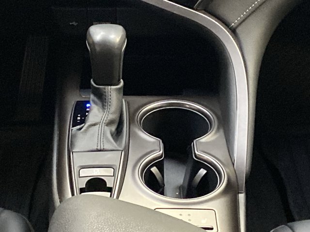 Vehicle image 22 of 37