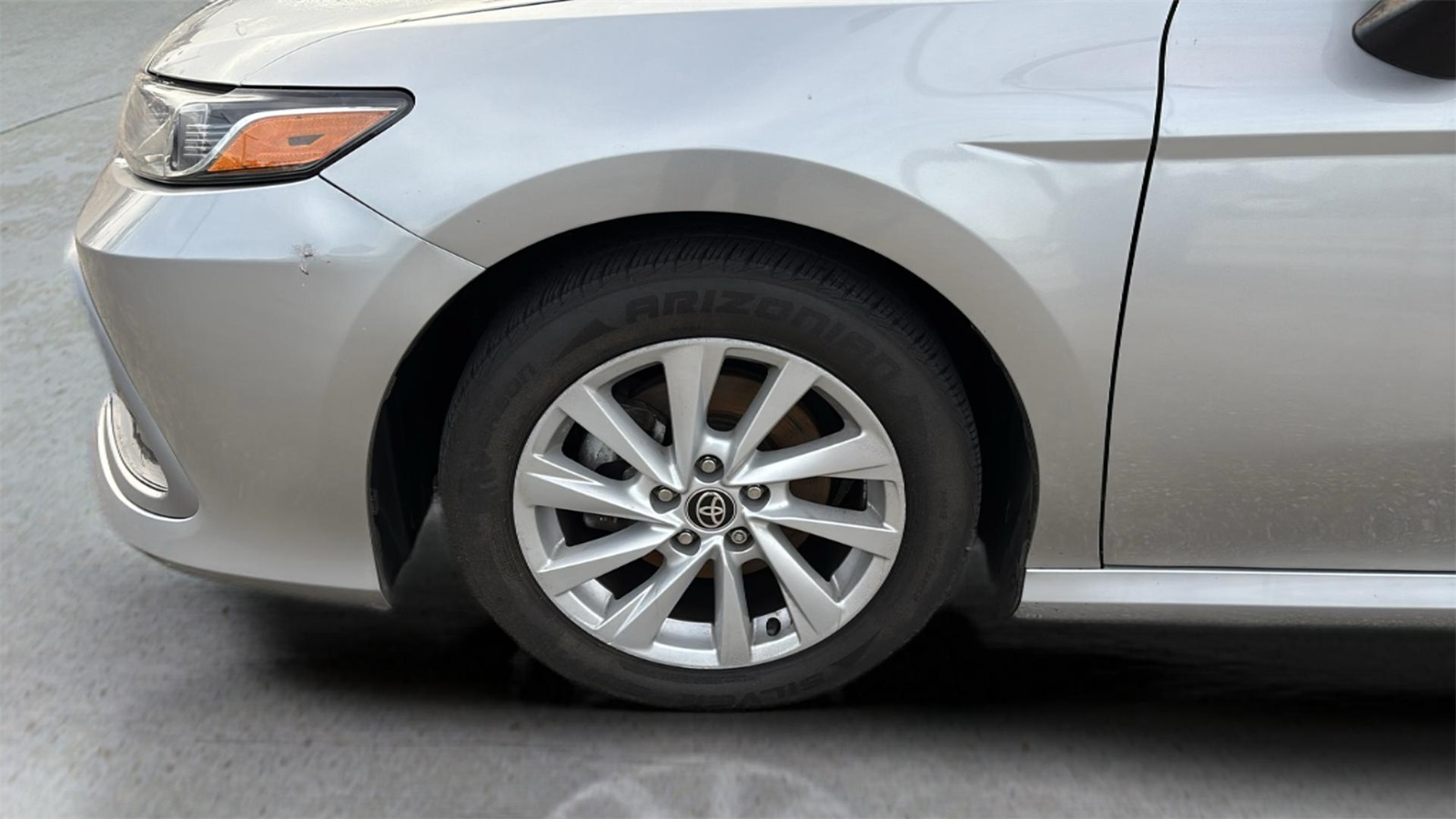 Vehicle image 19 of 22