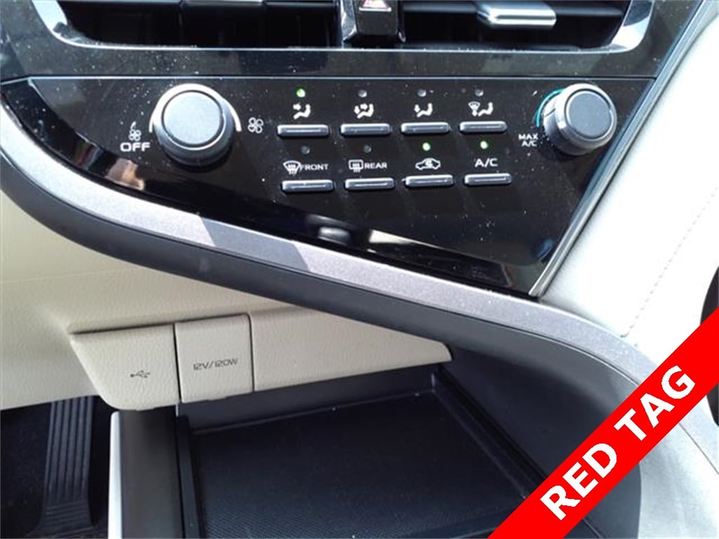 Vehicle image 20 of 25